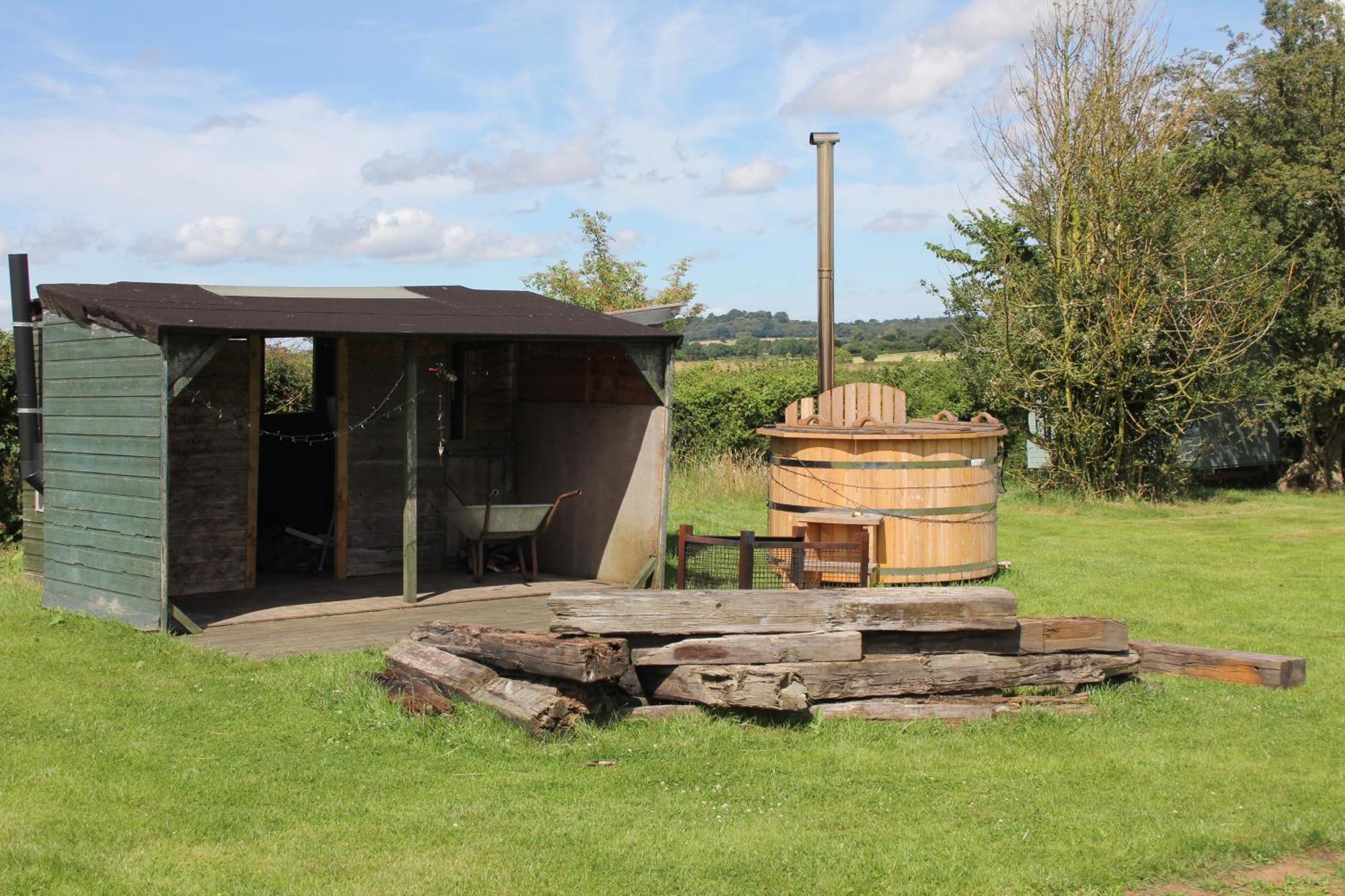 Glamping West Midlands Hotel Enville Exterior photo